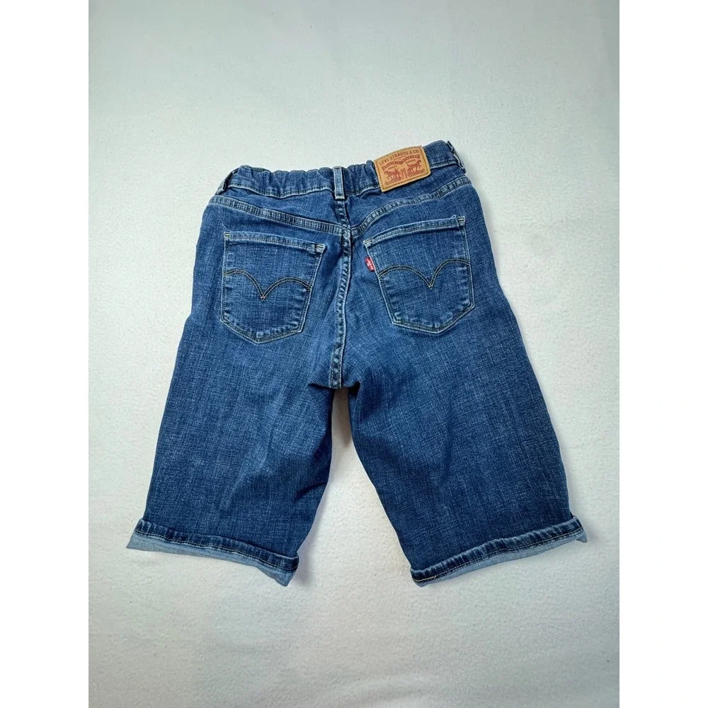 Classic Levi Strauss & Co Women Size 26 Denim Bermuda Shorts Indigo Blue Stretch